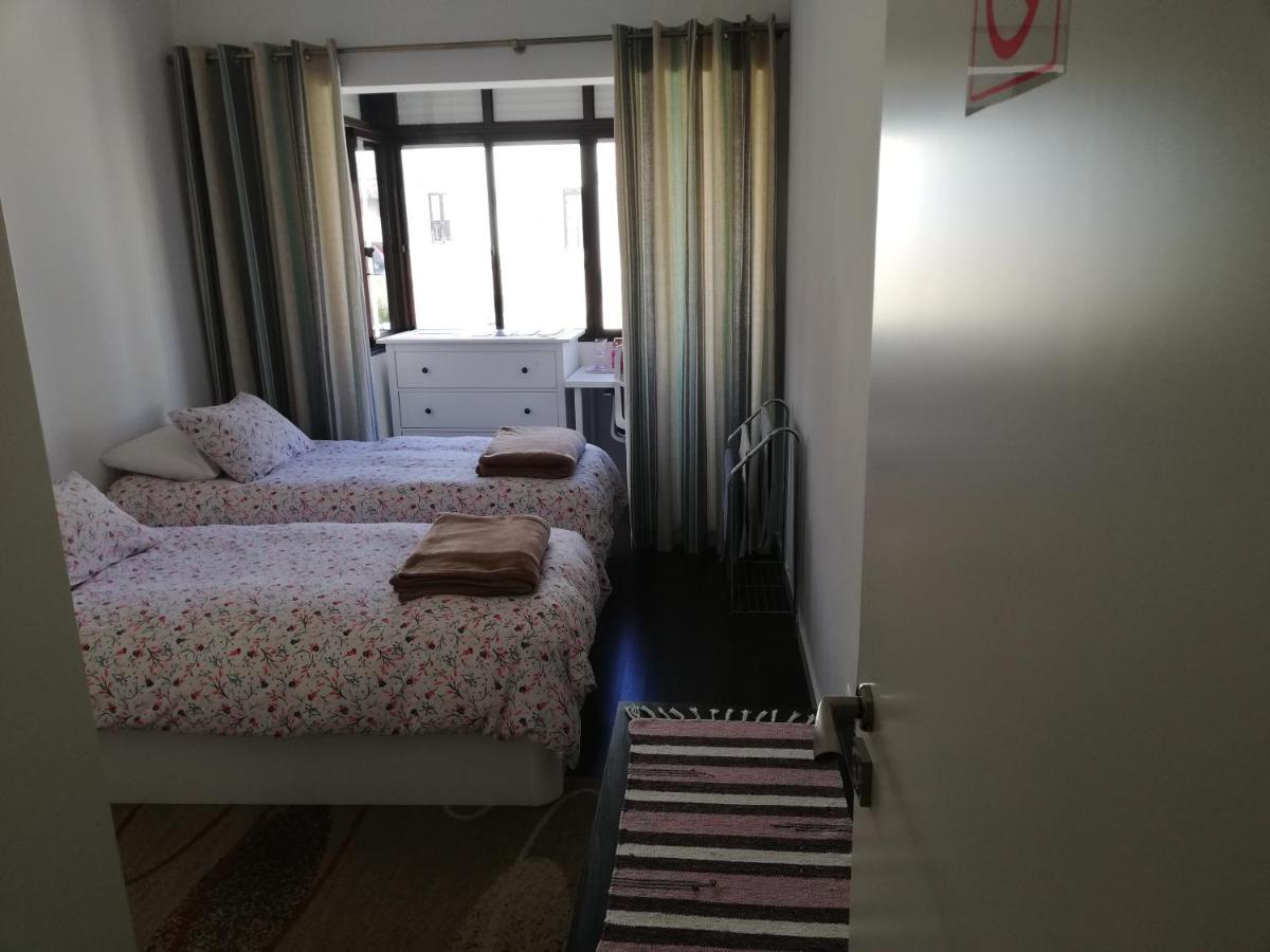 Anthony'S Place Almada Ngoại thất bức ảnh